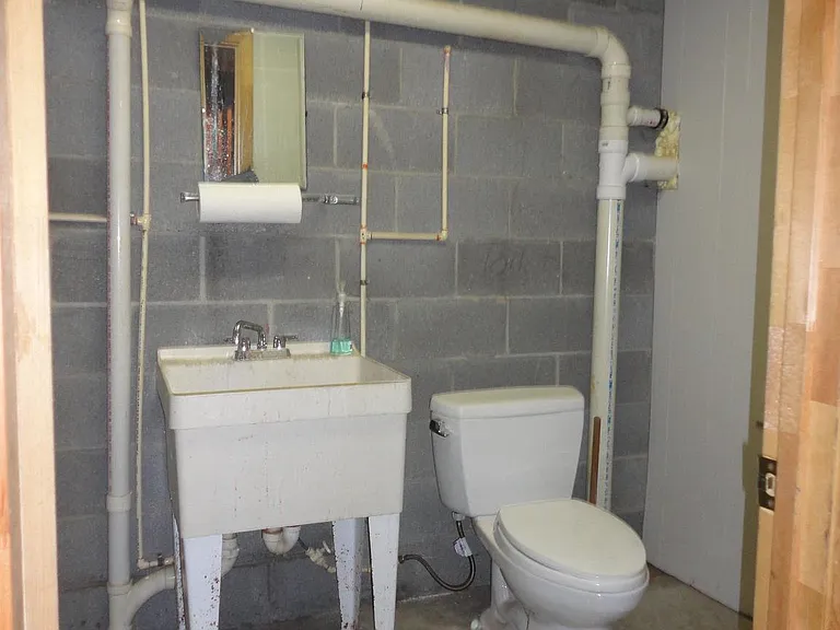 814 Rustic Ln — Photo 70