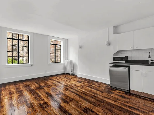 323 West 4th Street image 1 of 7