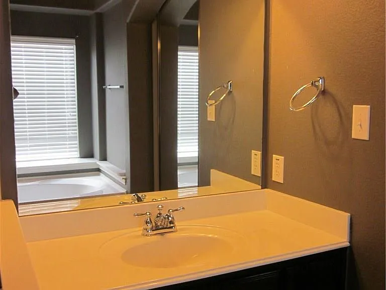 13951 Veranda Ct — Photo 14
