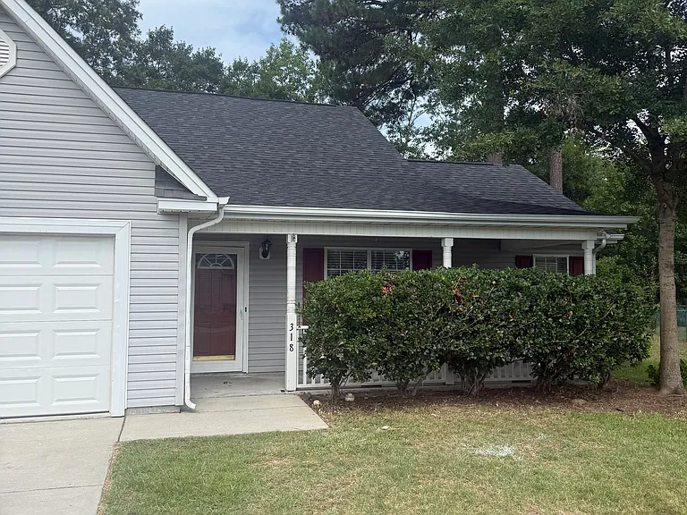 318 Worthington Cir — Photo 2