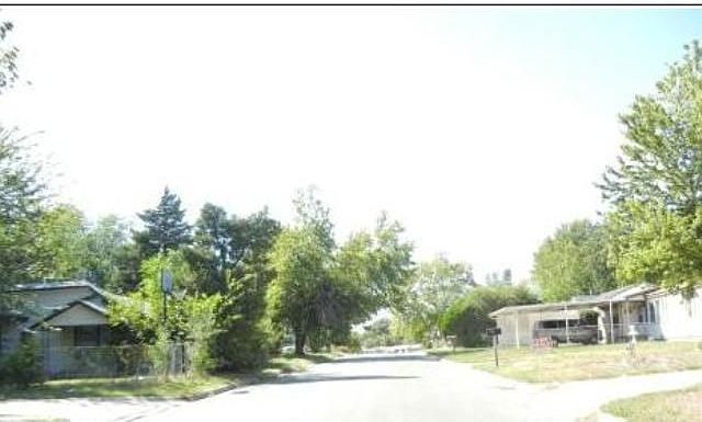 2nd image of 2432 SW 48th St