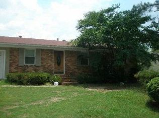 949 Meadow Ridge Dr, Madison, GA 30650