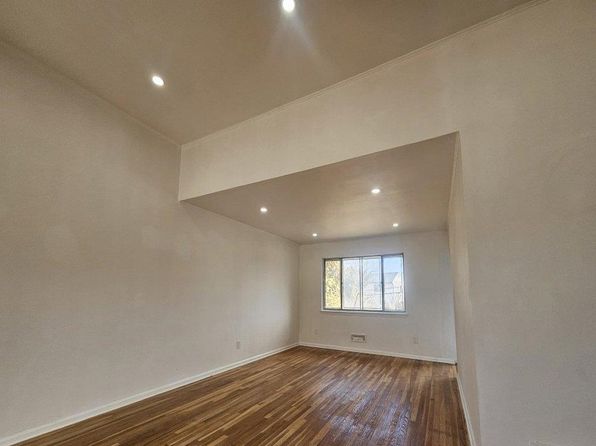 3425 Boller Avenue, Bronx, NY 10475
