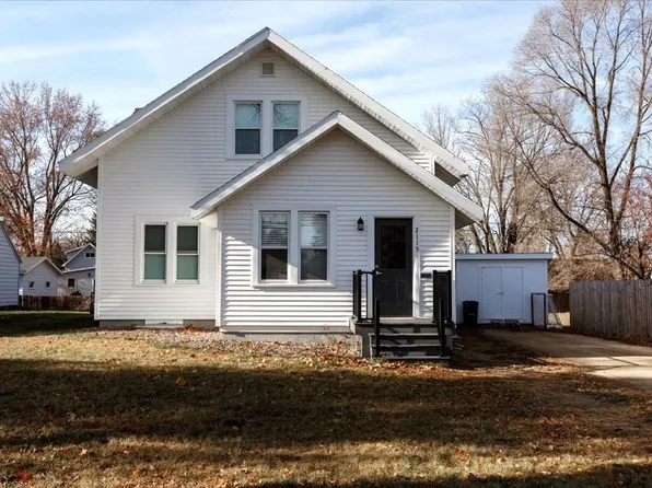 2115 3rd St E, Menomonie, WI 54751