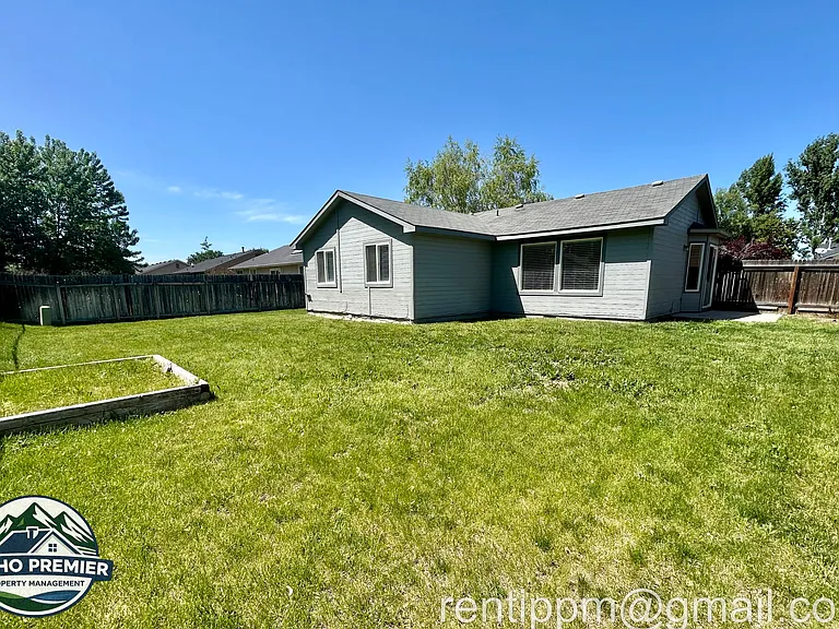 10977 W Altair St — Photo 28