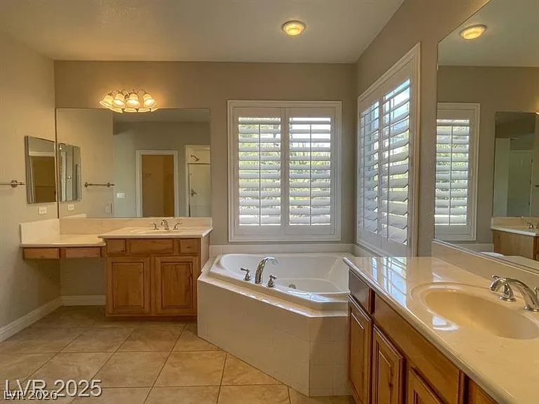 12048 La Palmera Ave — Photo 28