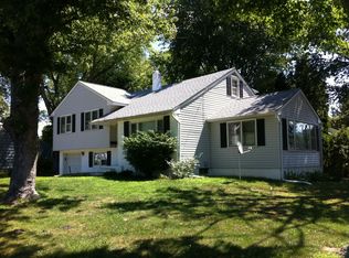 1 Winding Way, Mount Holly, NJ 08060