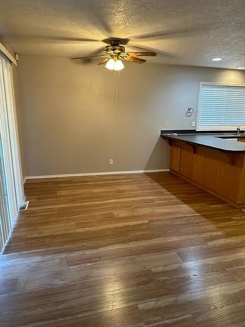 2570 Burlington St NE — Photo 4