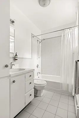 Rented by Compass | media 5