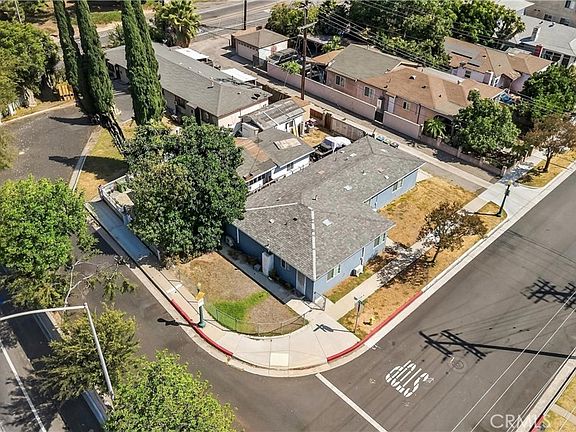 2nd image of 28 W Ramona Rd