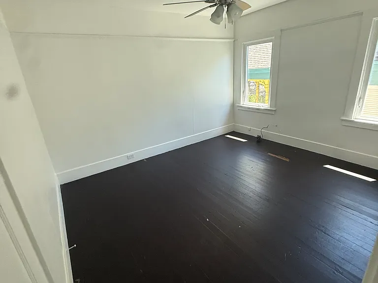 1224 E St #B — Photo 16