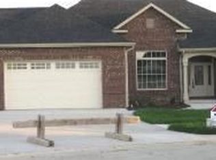 4502 Reedsport Ct, Columbia, MO 65203