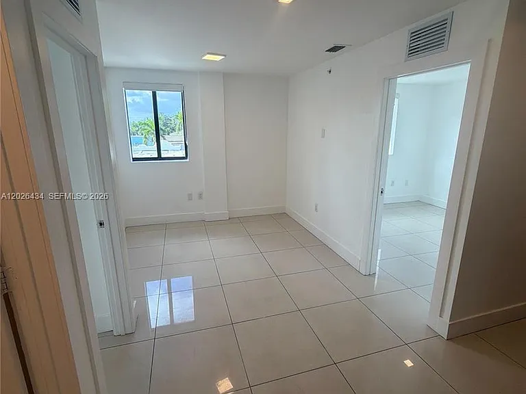 821 SW 18th Ave #304 — Photo 4