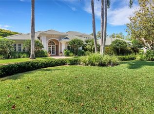 4602 Pond Apple Dr N, Naples, FL 34119