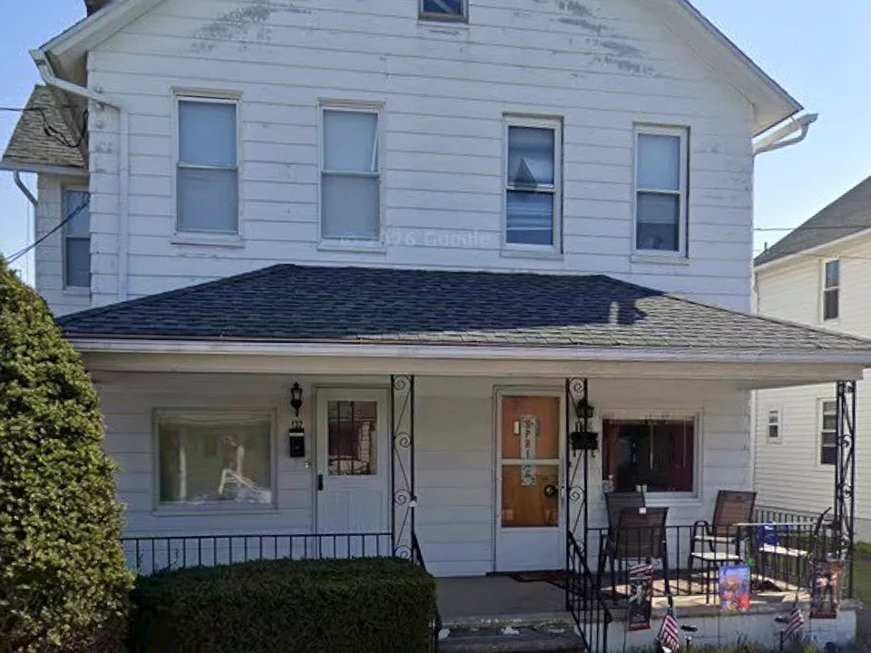 132 Valley St #132