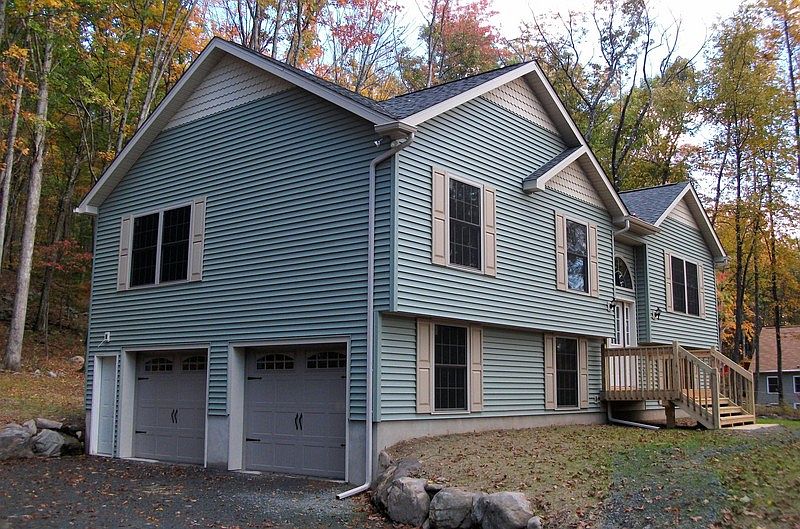 2nd image of 285 Wilson Rd