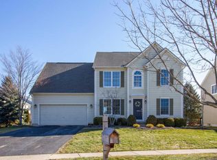 8166 Shannon Glen Blvd, Dublin, OH 43016