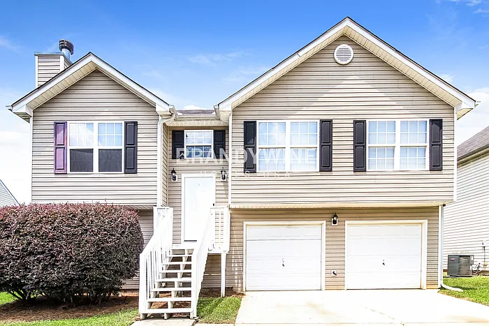 2532 Brookgate Xing — Photo 1