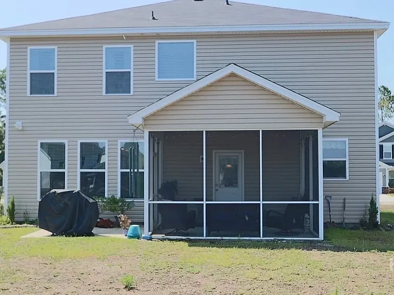 351 Southwilde Way — Photo 2