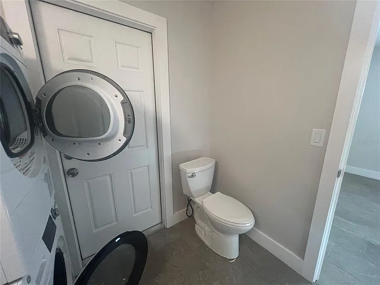 322 Lasayette Dr NE — Photo 24