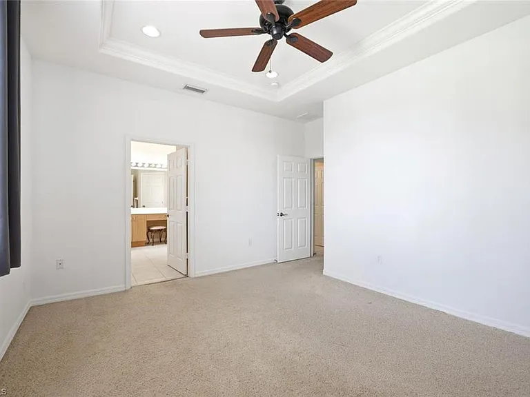 7631 Bristol Cir — Photo 19