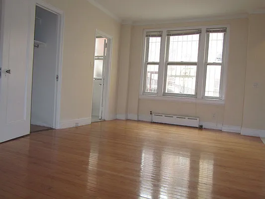 Rented by Beekman Street Realty | media 7