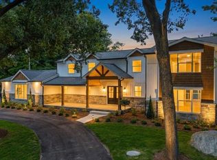 1200 Shephards Ln, Oxford, MI 48371