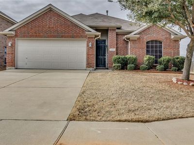 11104 Whispering Brook Ln, Fort Worth, TX, 76140