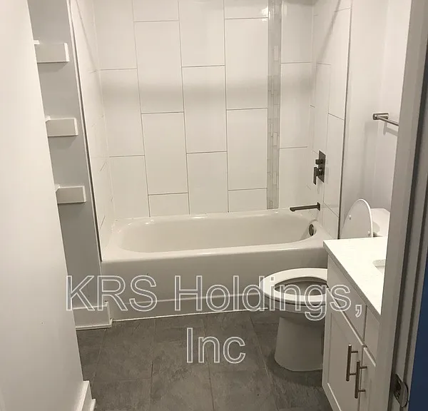 225 N Water St #100 — Photo 5