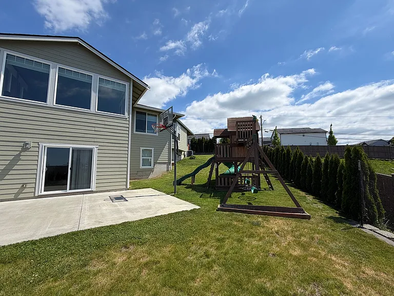 8212 72nd Pl NE — Photo 37