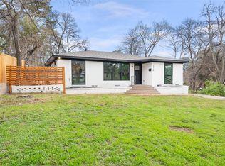 3810 Oak Creek Cir, Dallas, TX 75227