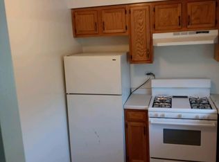 766 N Linden Ave APT 109, Waukegan, IL 60085