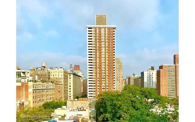 Rented by Douglas Elliman | media 23