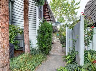 12516 SE 42nd St, Bellevue, WA 98006
