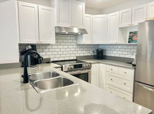 1428 Parkway Blvd, Coquitlam, BC V3E 3L8