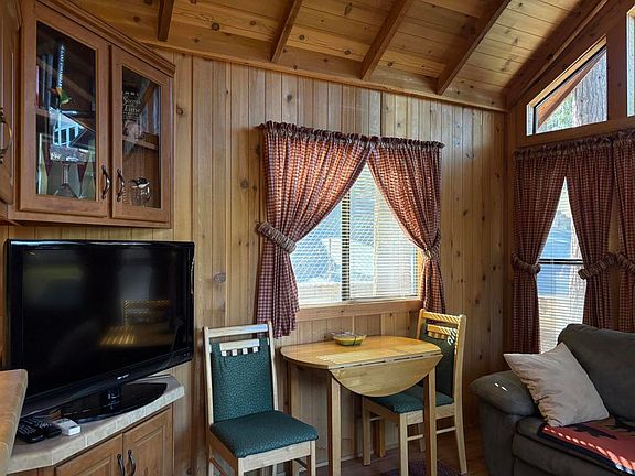 5th image of 52901 Pine Cove Rd #42
