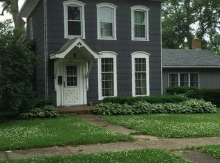 406 E Franklin St, Lanark, IL 61046