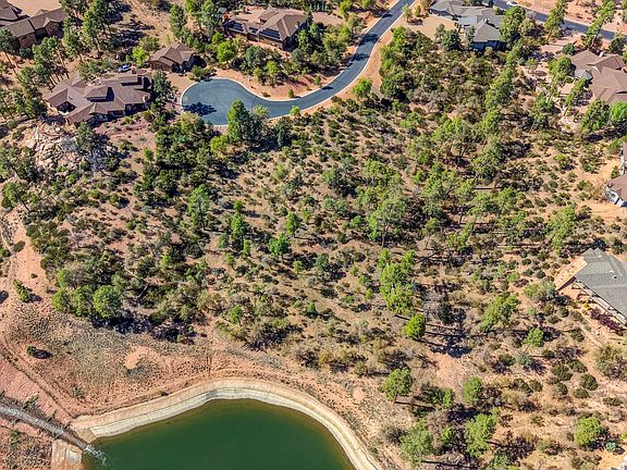 5th image of 703 N Snowberry Cir