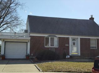 716 N Ascan St, Elmont, NY 11003