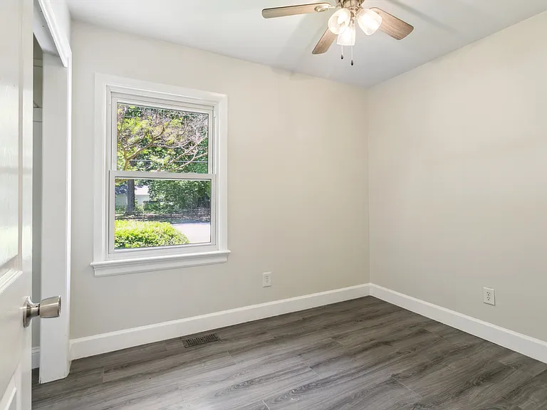 314 Martha Lee Dr — Photo 19