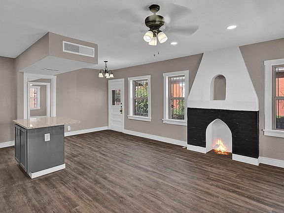 2nd image of 3411 Altura Ave