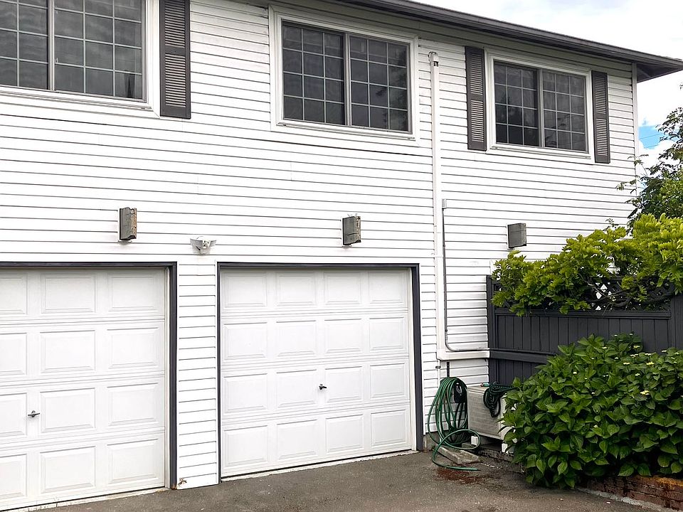 1st image of 10502 N Park Ave N