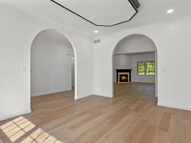 114 Heatherstone Dr #1 — Photo 10