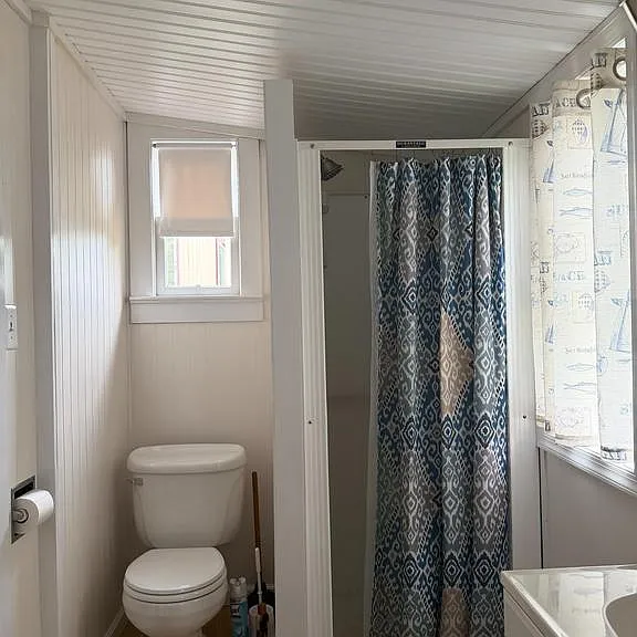 102 Garrison Ave — Photo 16