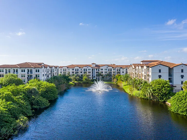 Discover our 1, 2, and 3-Bedroom Apartments