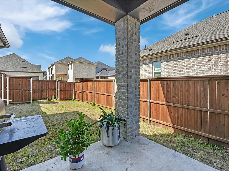 15676 Fringe Tree Rd — Photo 26