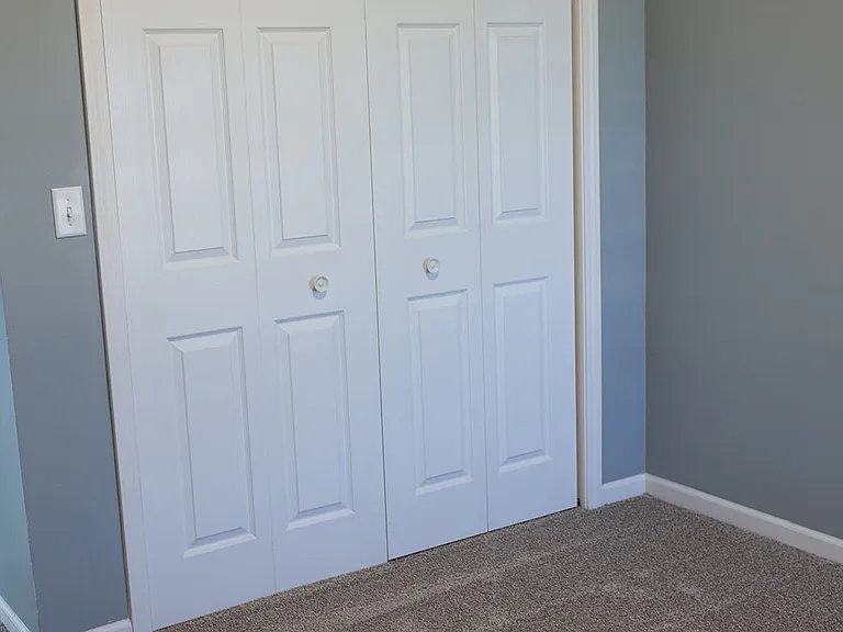 2nd Bedroom closet