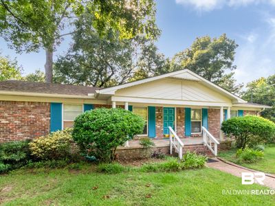 230 Cache Cir, Chickasaw, AL, 36611