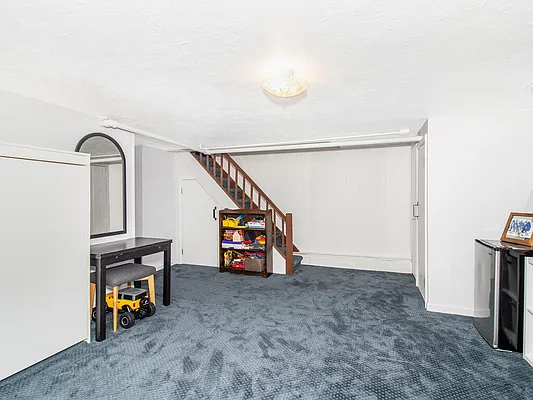 Sold by Douglas Elliman | media 35