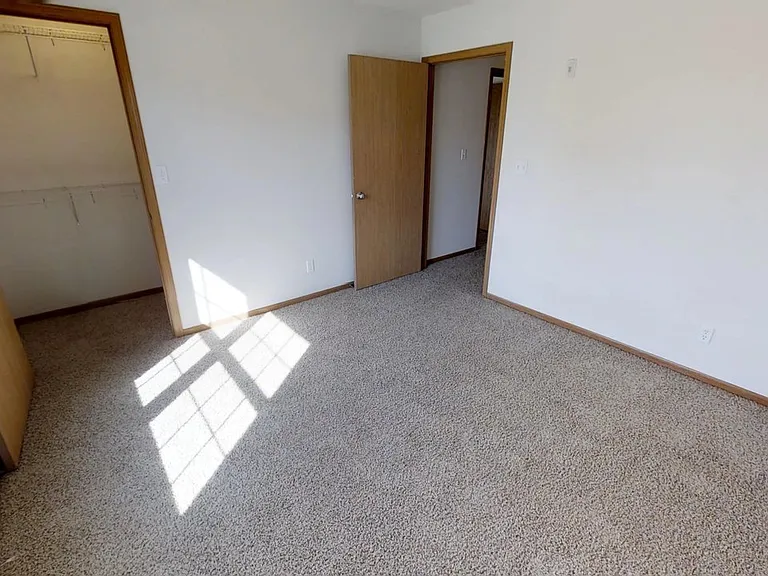 4215 Maricopa Dr — Photo 11